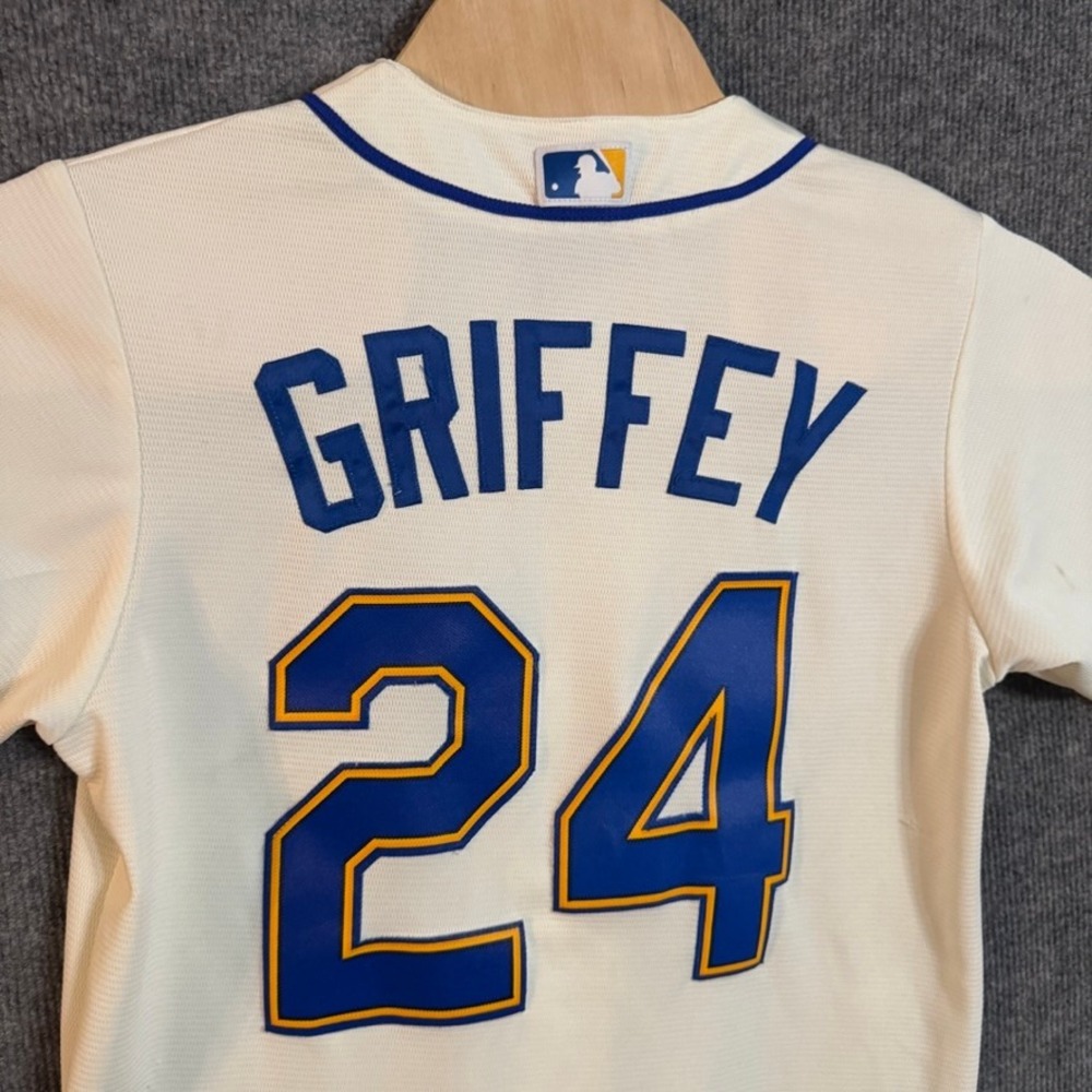 Majestic Seattle Mariners Ken Griffey Jr 24 Baseball Jersey Cream Mens Small - Picture 8 of 11